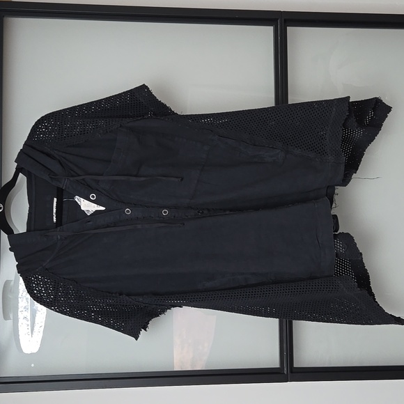 NWT FREE PEOPLE  BLACK HOODED TOP. SZ XL - Picture 3 of 6